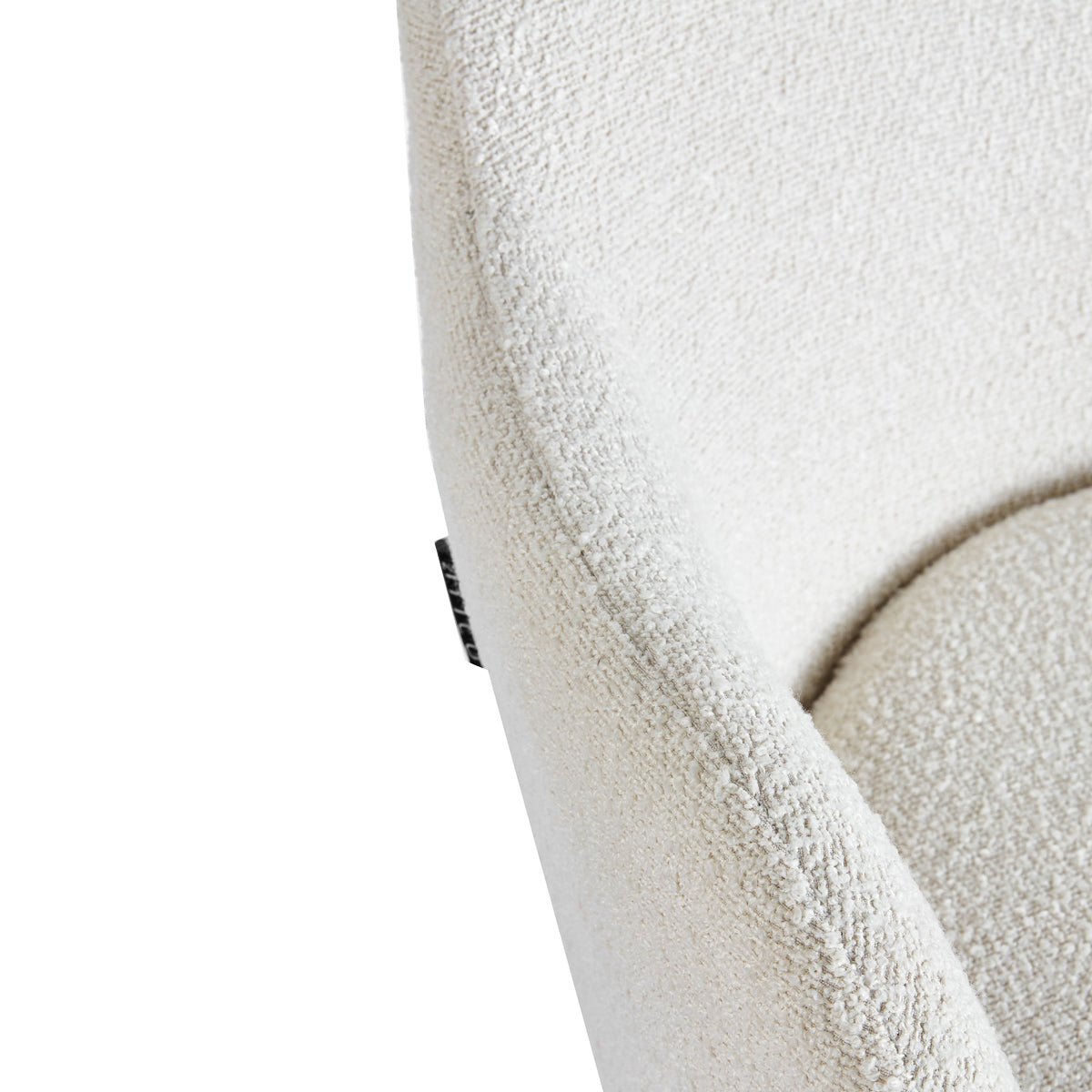 4RICO Intra white sherpa chair with rounded backrest and black metal legs