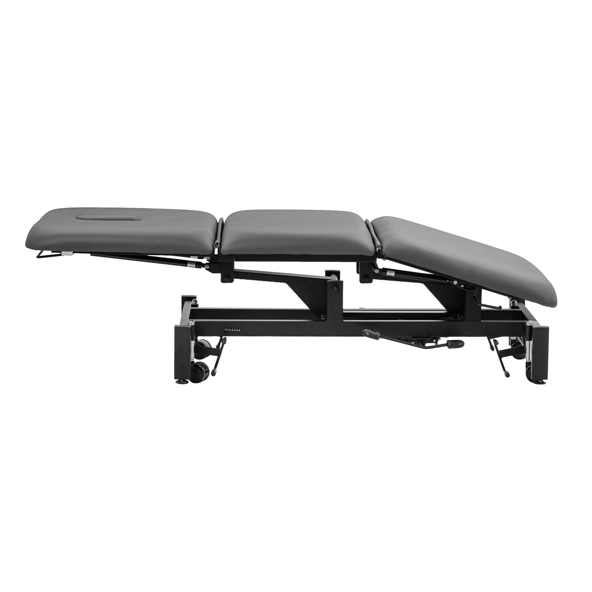Black metal base and retractable castors on Balance Solidum 3 table