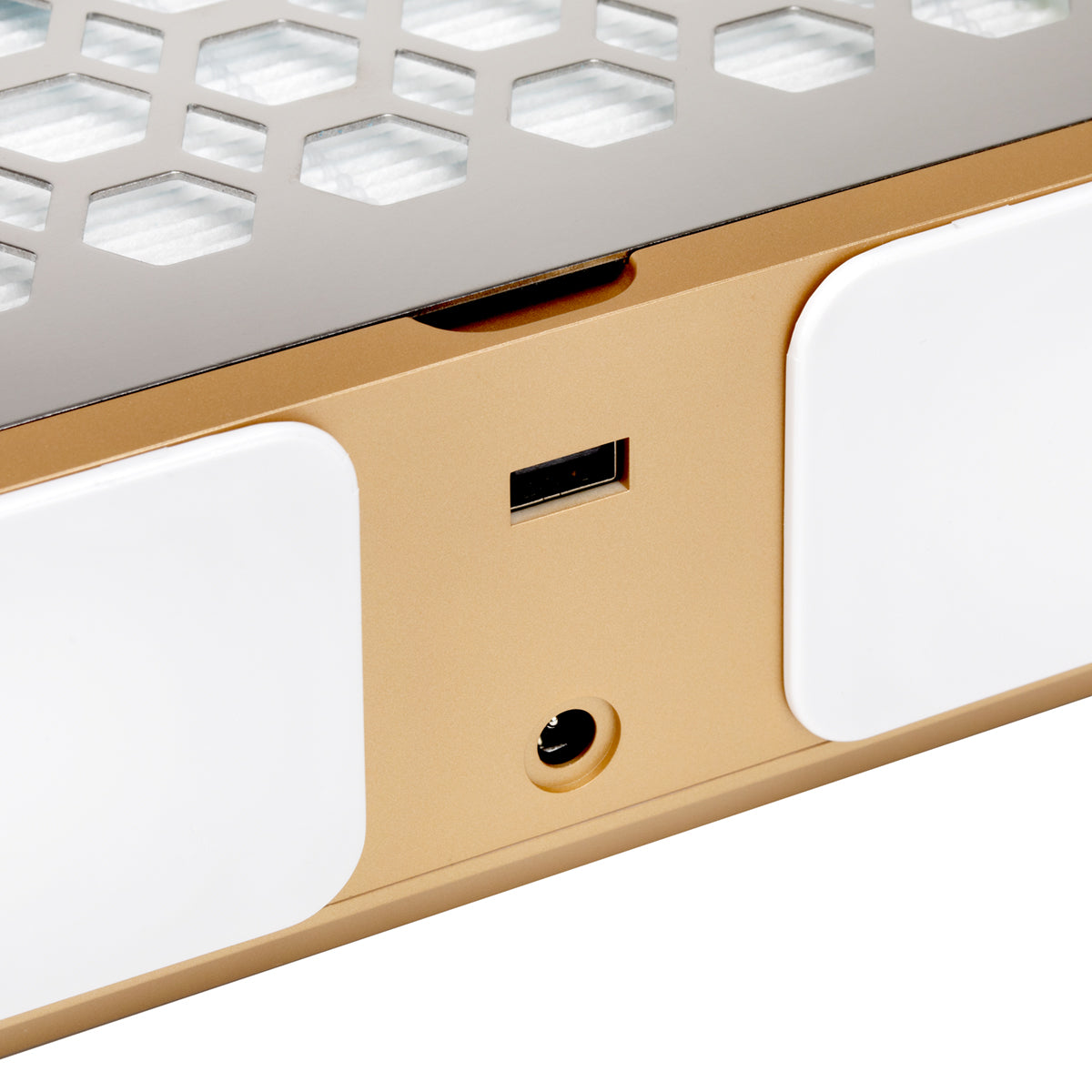 White and gold Dust Absorber Momo P30 60W with sleek design and adjustable nozzle for effective dust collection.