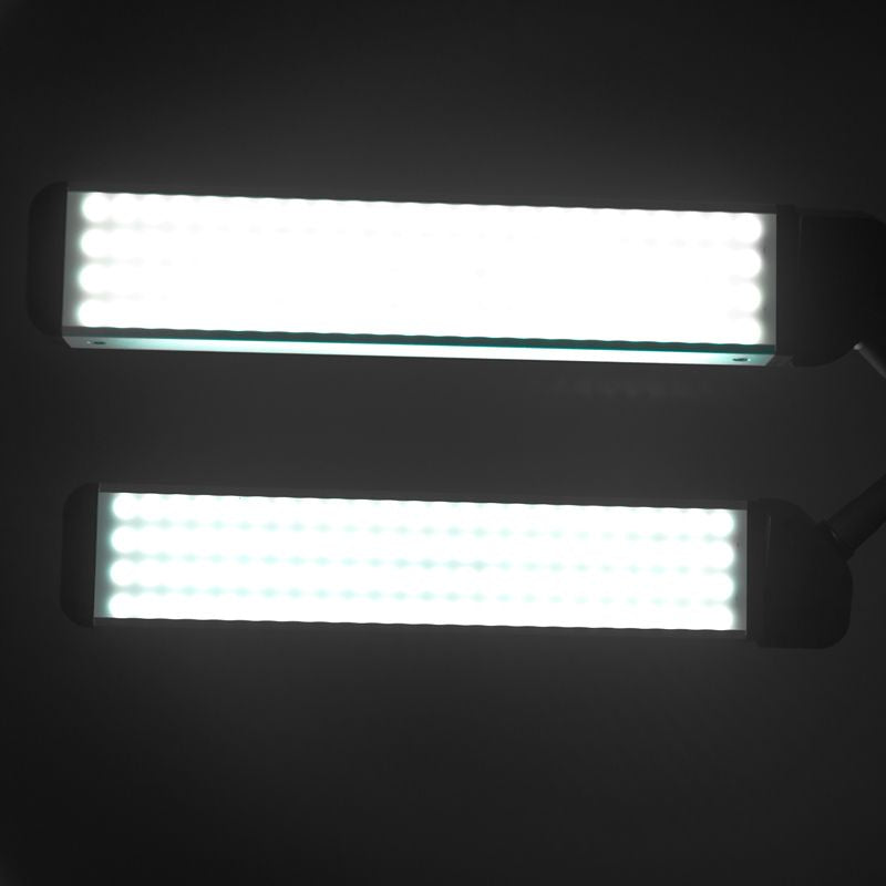 Two-arm LED beauty lamp with cold daylight and flexible positioning