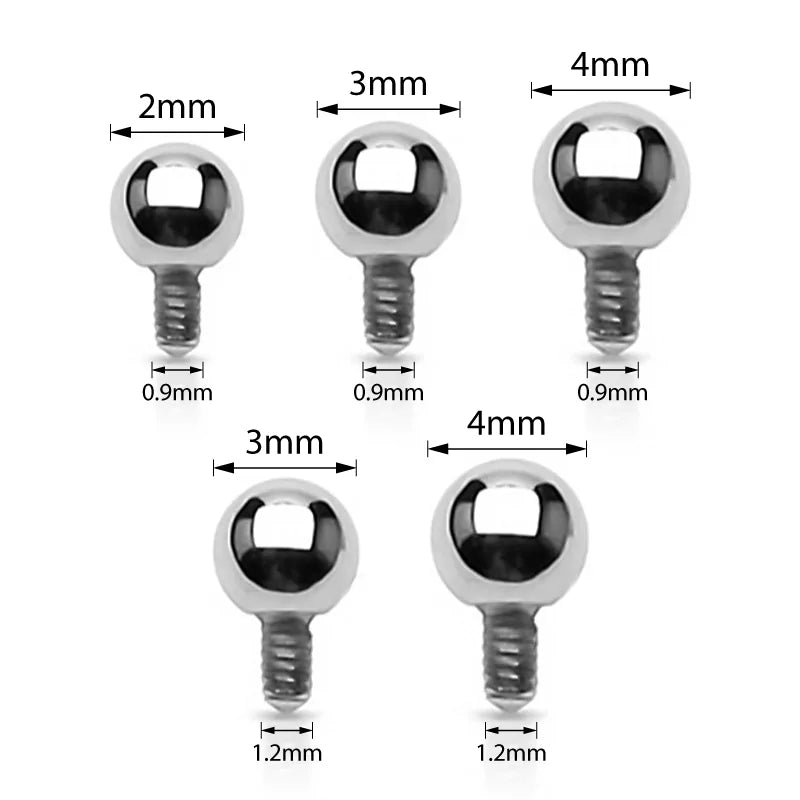 Titano auskaras su rutuliuku gale