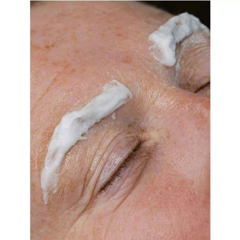 HD Brows antakių balinimo priemonė 15 ml