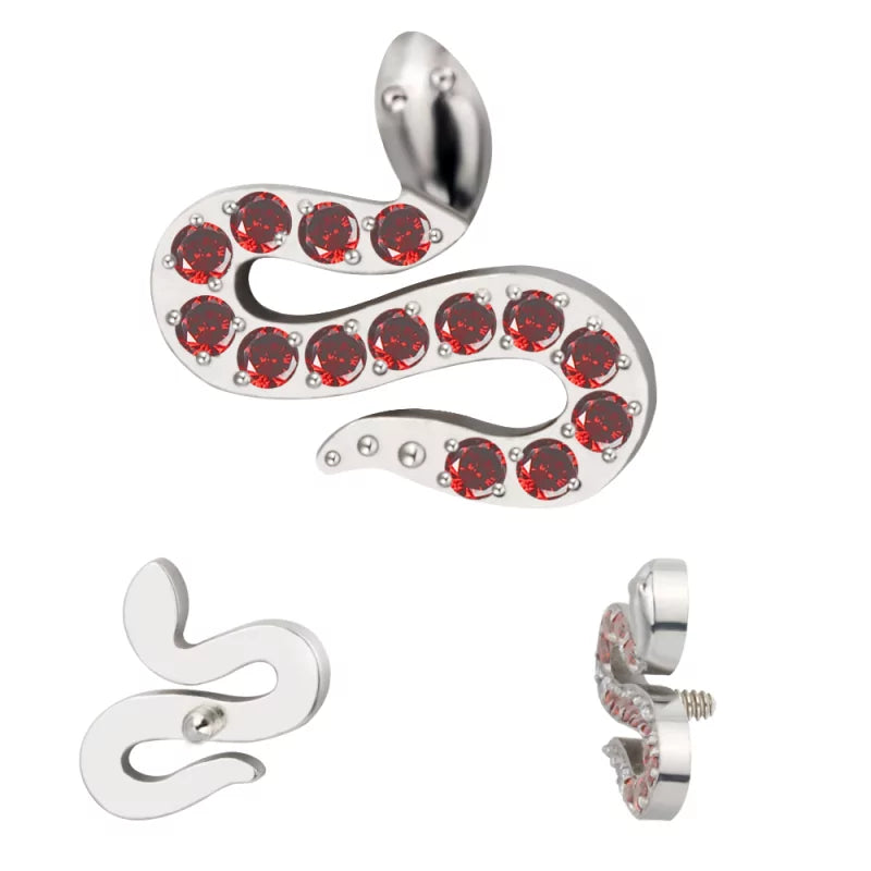 Titano žiedų patarimai su akmenukais, gyvatės formos